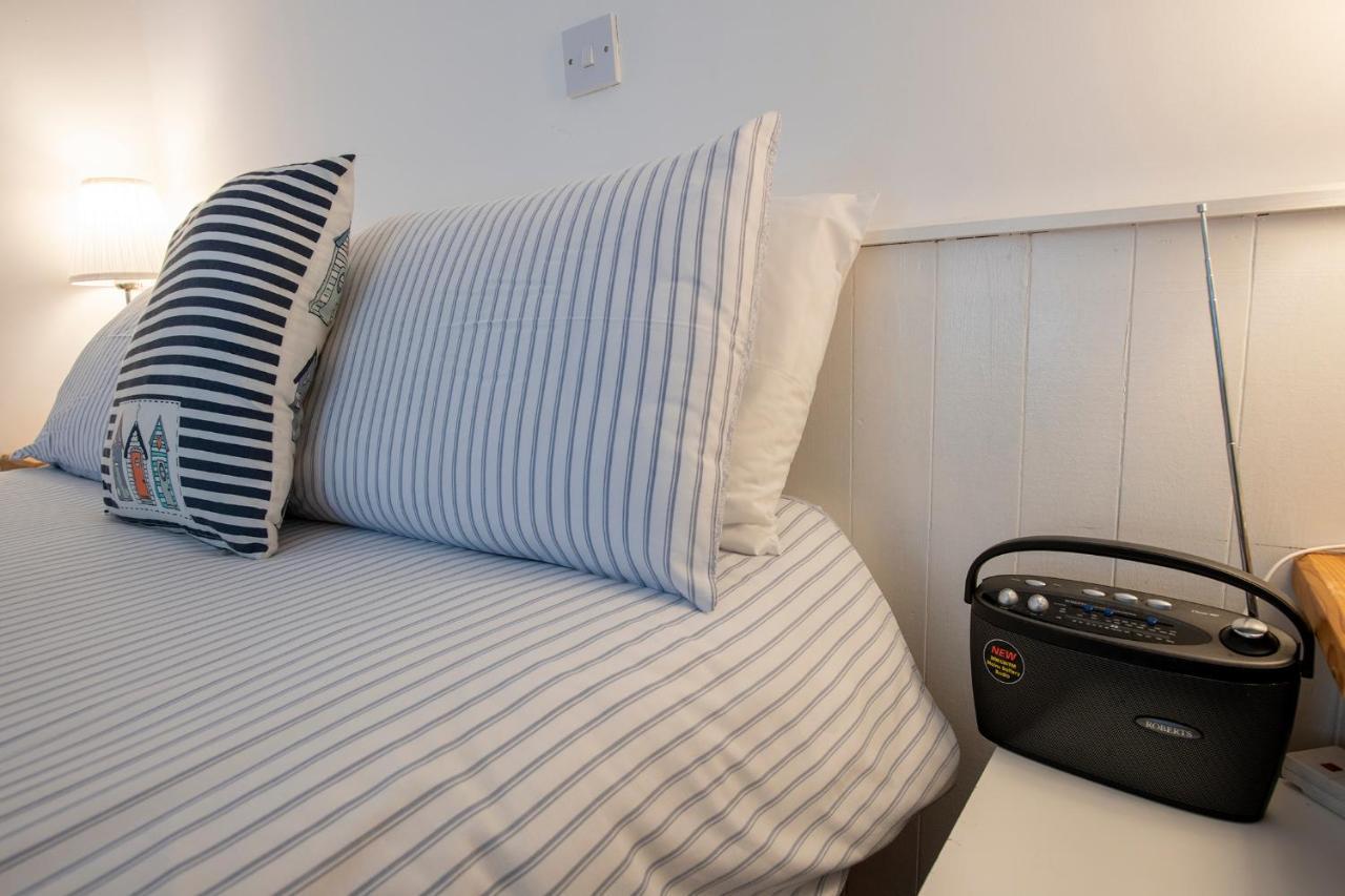 Beachcomber Cottages Ballyconneely Dış mekan fotoğraf