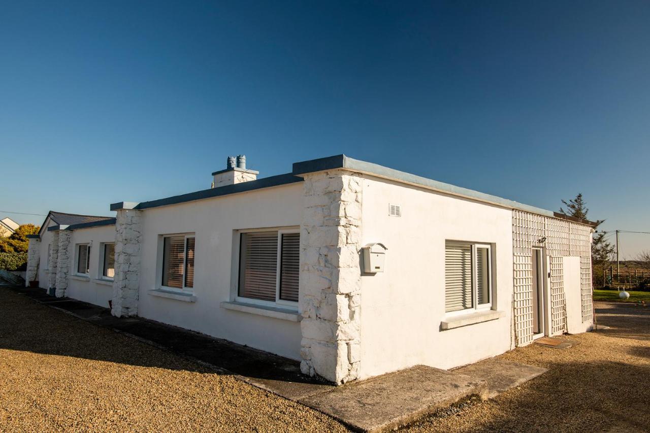 Beachcomber Cottages Ballyconneely Dış mekan fotoğraf